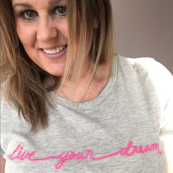 Meet your Posher, Ann marie - Picture 2 of 3